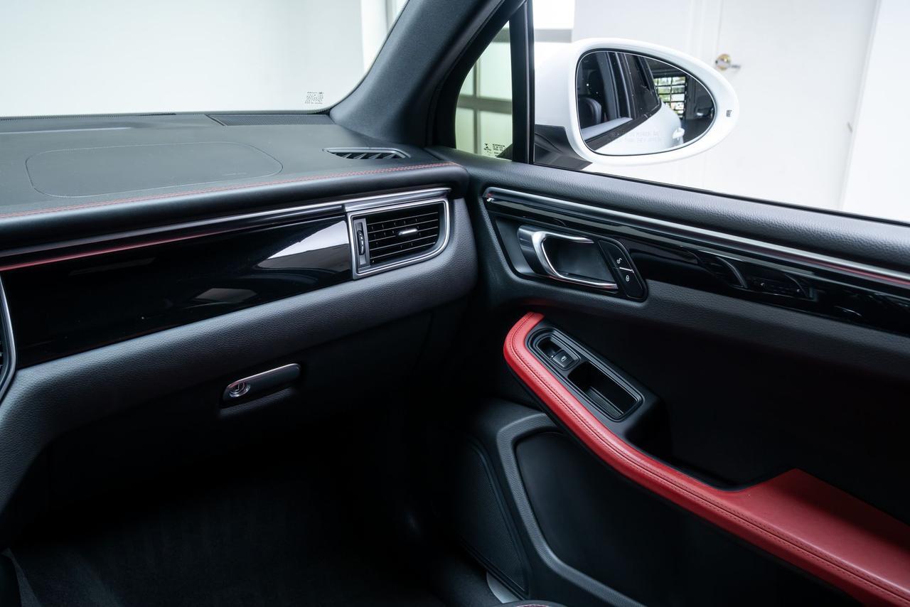 2017 Porsche Macan S Two Tone Leather Panoramic Roof Portland OR