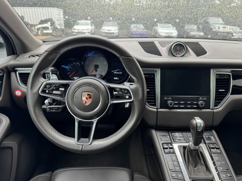 2017 Porsche Macan S Willow Grove PA