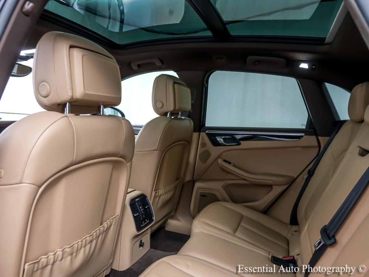2017 Porsche Macan S Willowbrook IL