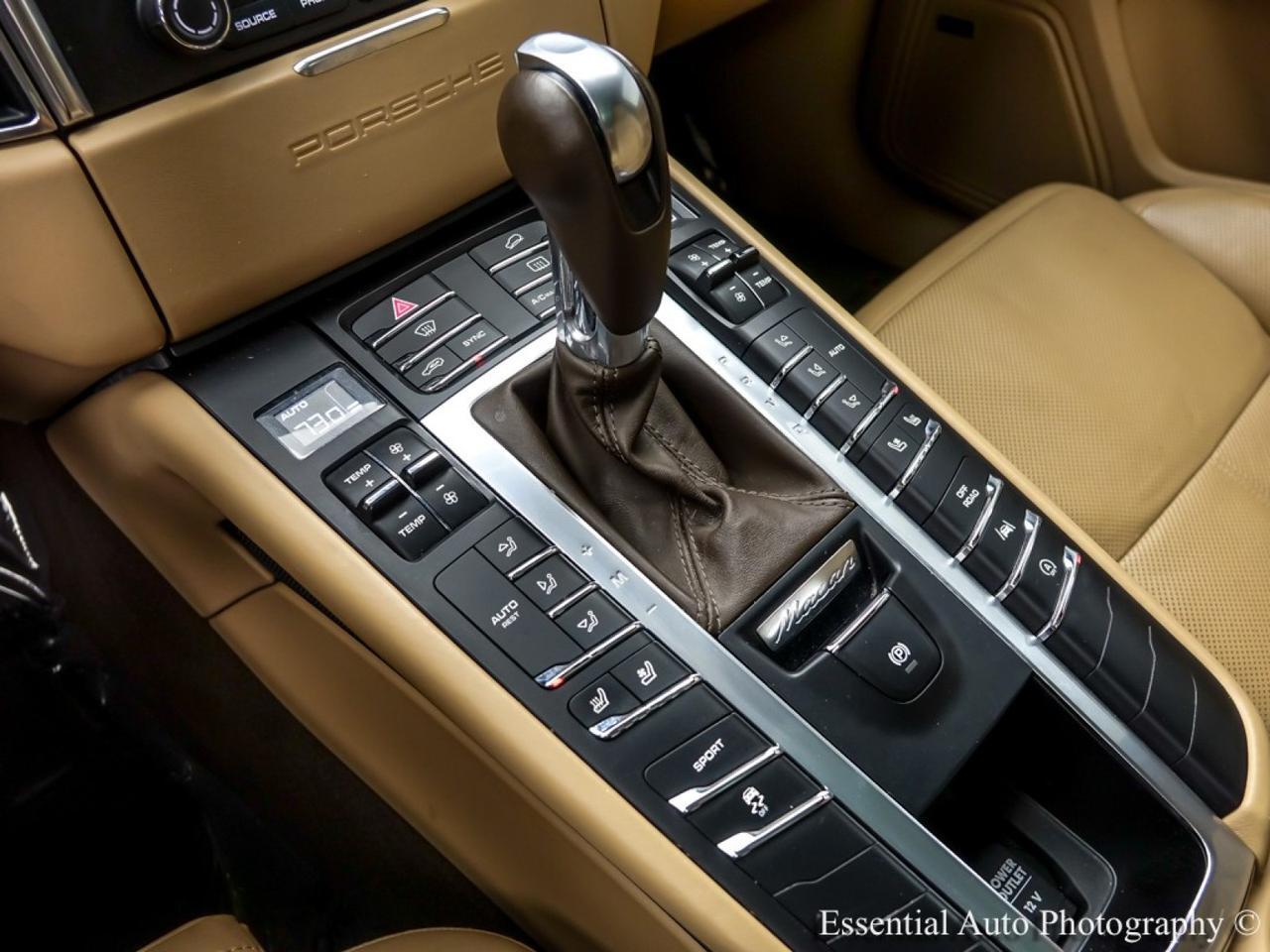 2017 Porsche Macan S Willowbrook IL