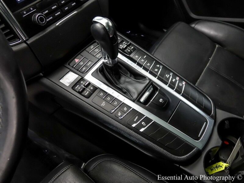 2017 Porsche Macan S Willowbrook IL