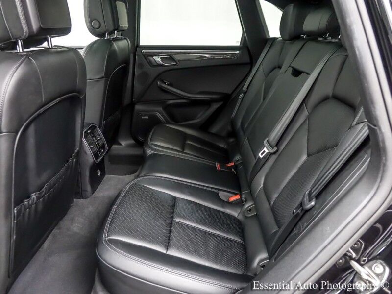2017 Porsche Macan S Willowbrook IL