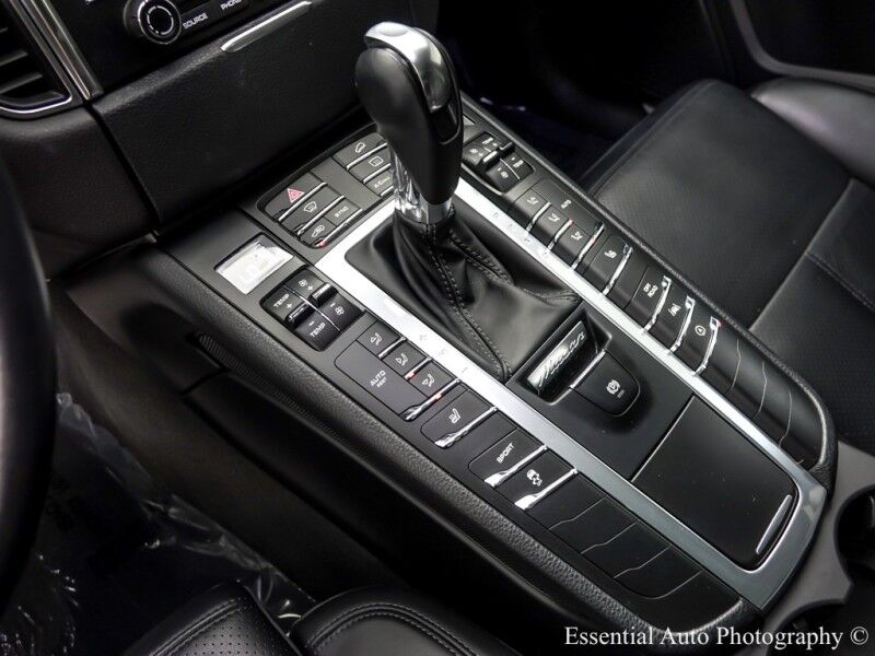 2017 Porsche Macan S Willowbrook IL
