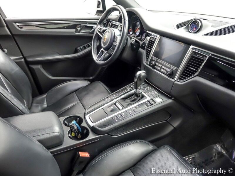 2017 Porsche Macan S Willowbrook IL