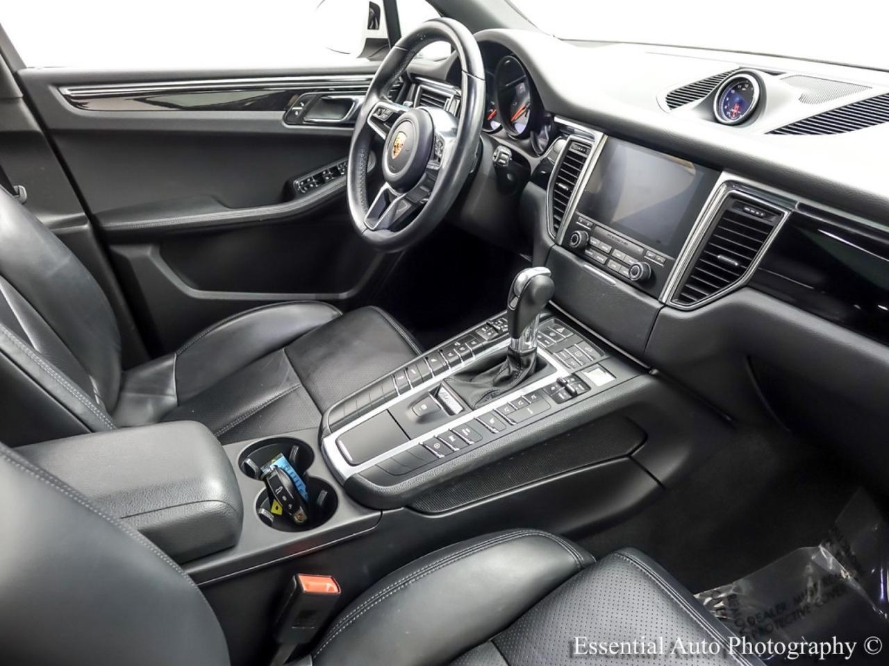 2017 Porsche Macan S Willowbrook IL