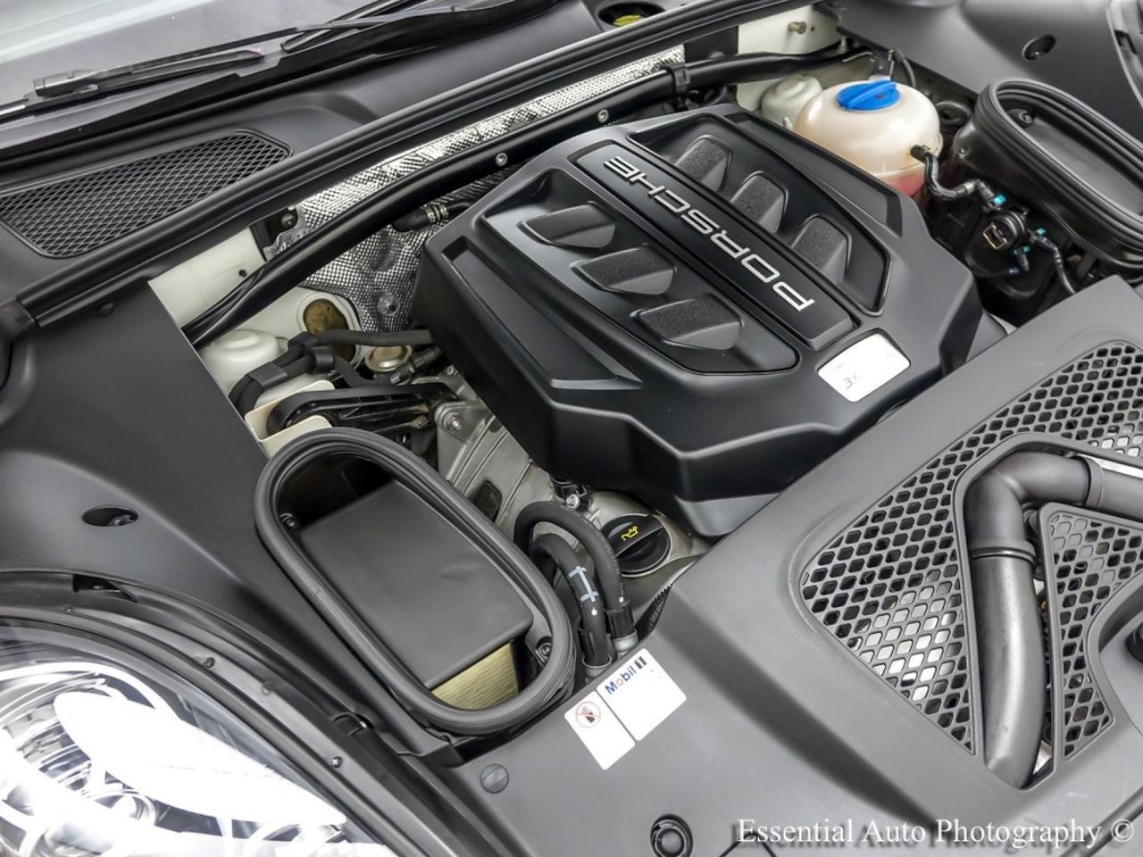 2017 Porsche Macan S Willowbrook IL