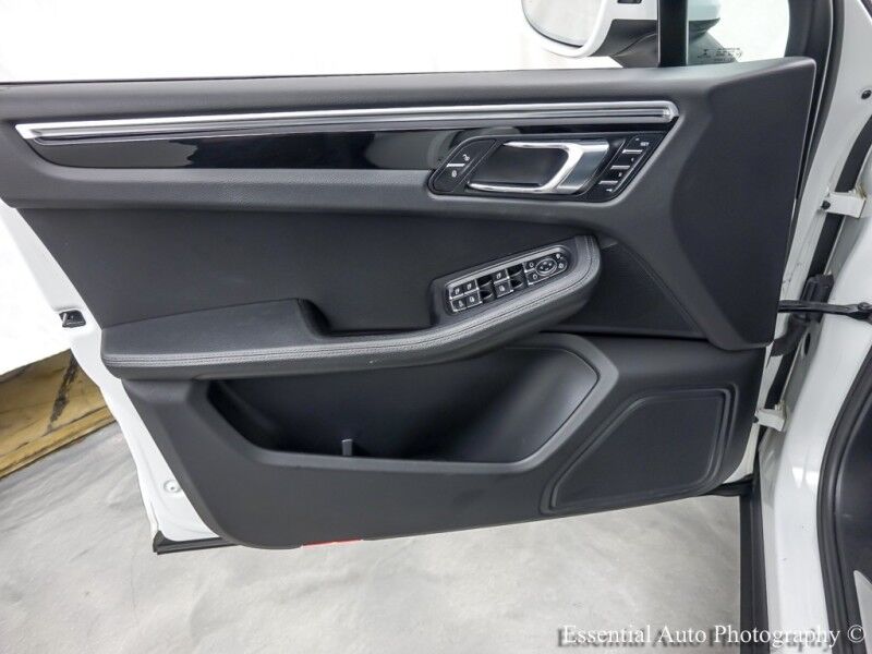 2017 Porsche Macan S Willowbrook IL