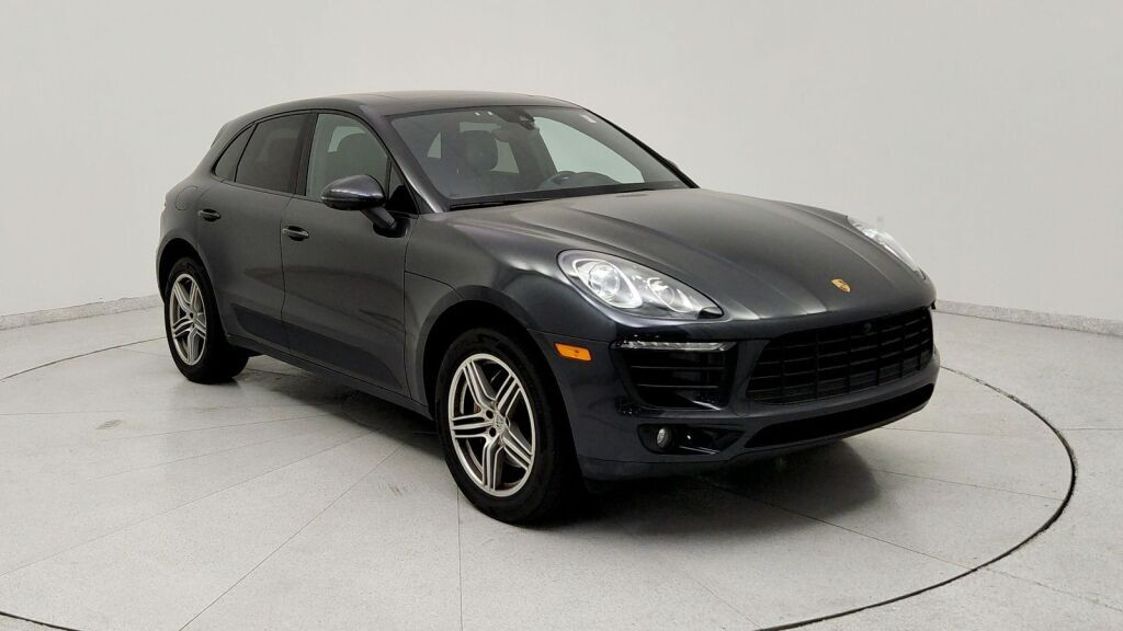 2017 Porsche Macan