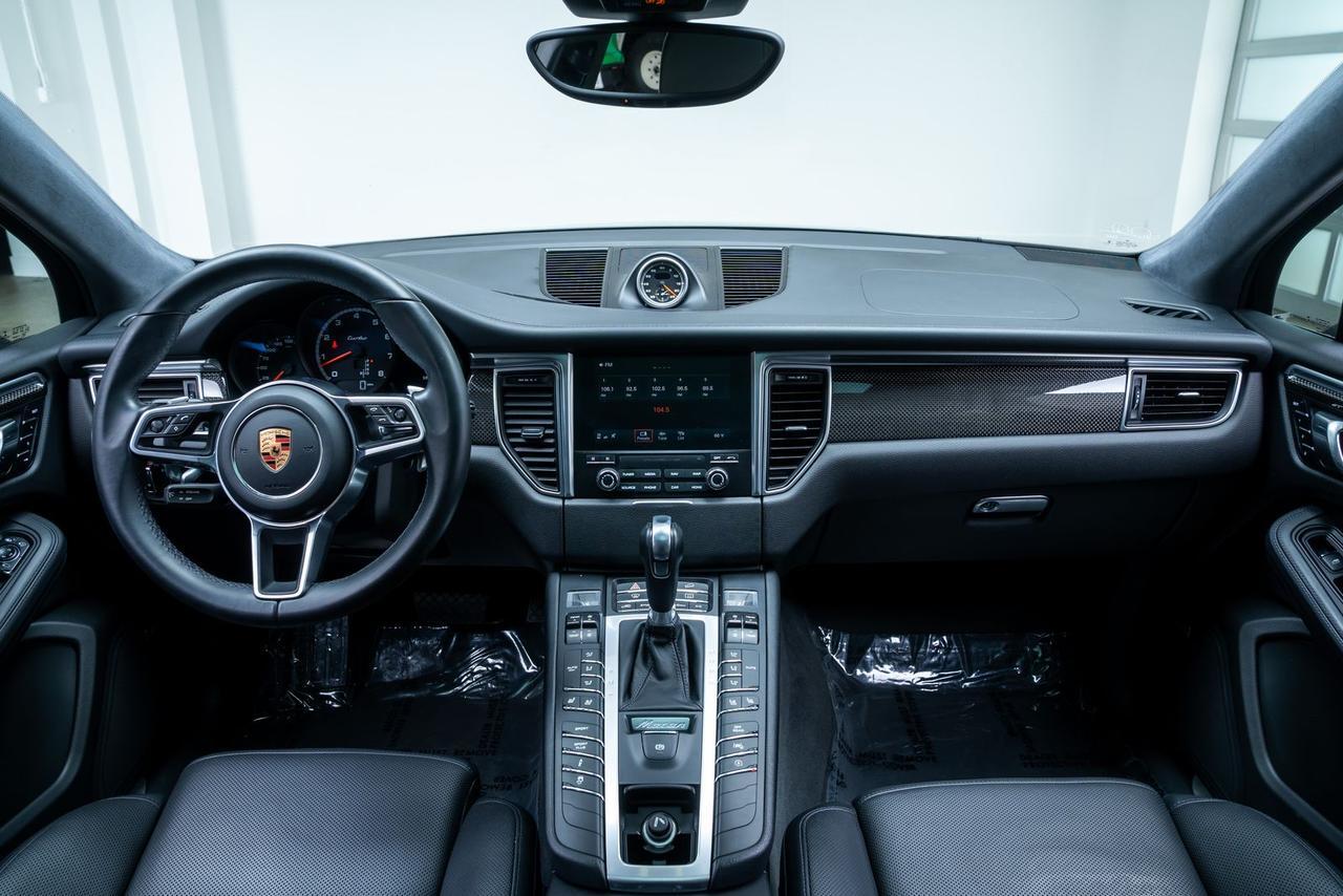 2017 Porsche Macan Turbo Premium Package Plus Carbon Fiber Interior Package Portland OR