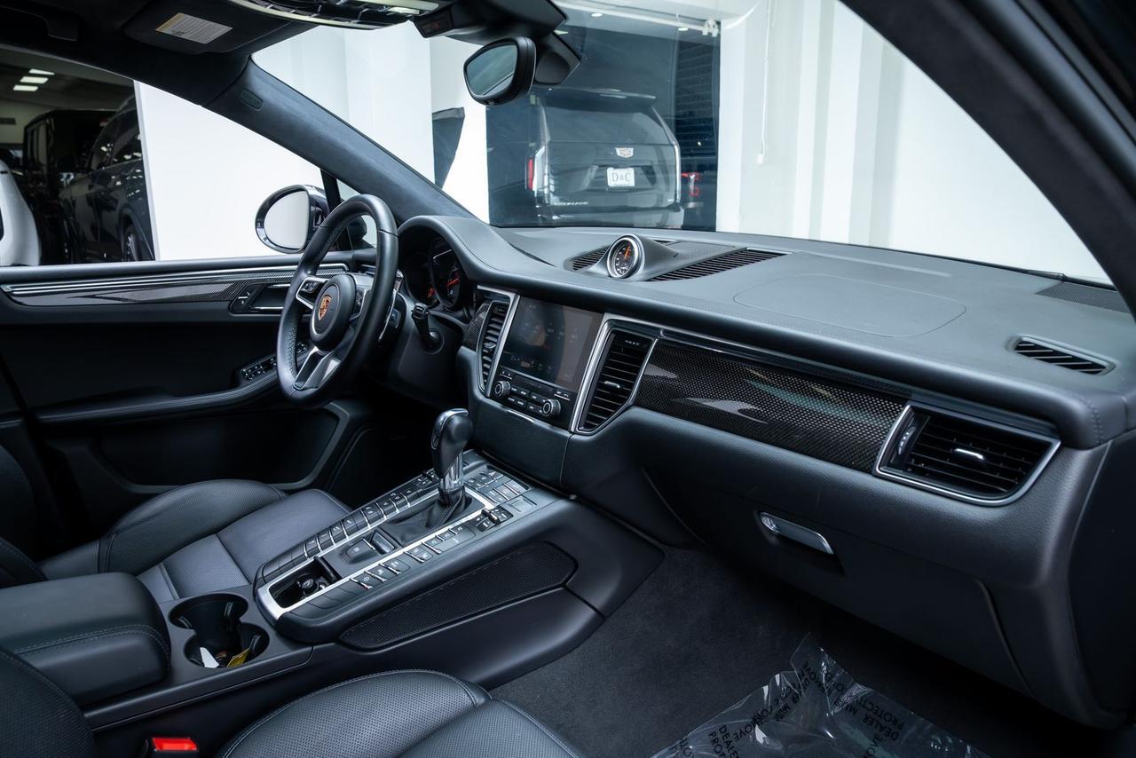 2017 Porsche Macan Turbo Premium Package Plus Carbon Fiber Interior Package Portland OR