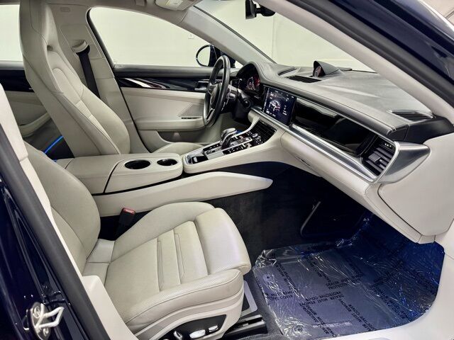 2017 Porsche Panamera Base Dallas TX