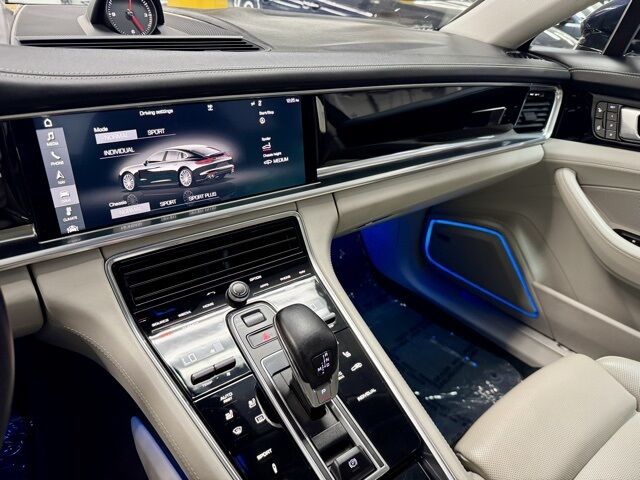 2017 Porsche Panamera Base Dallas TX