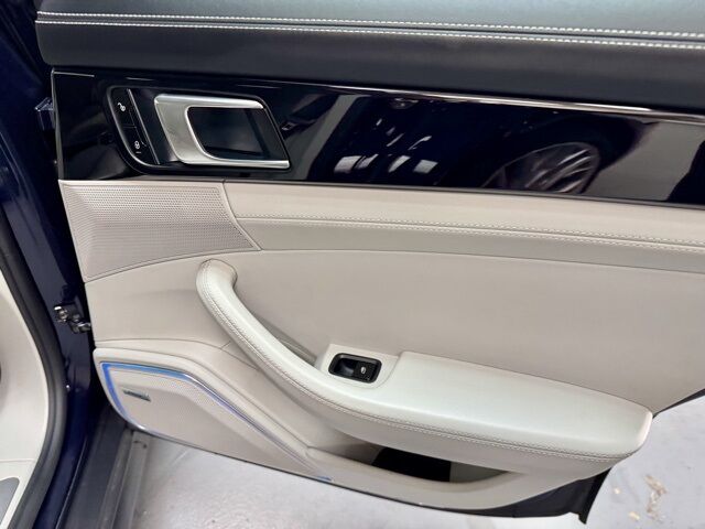 2017 Porsche Panamera Base Dallas TX