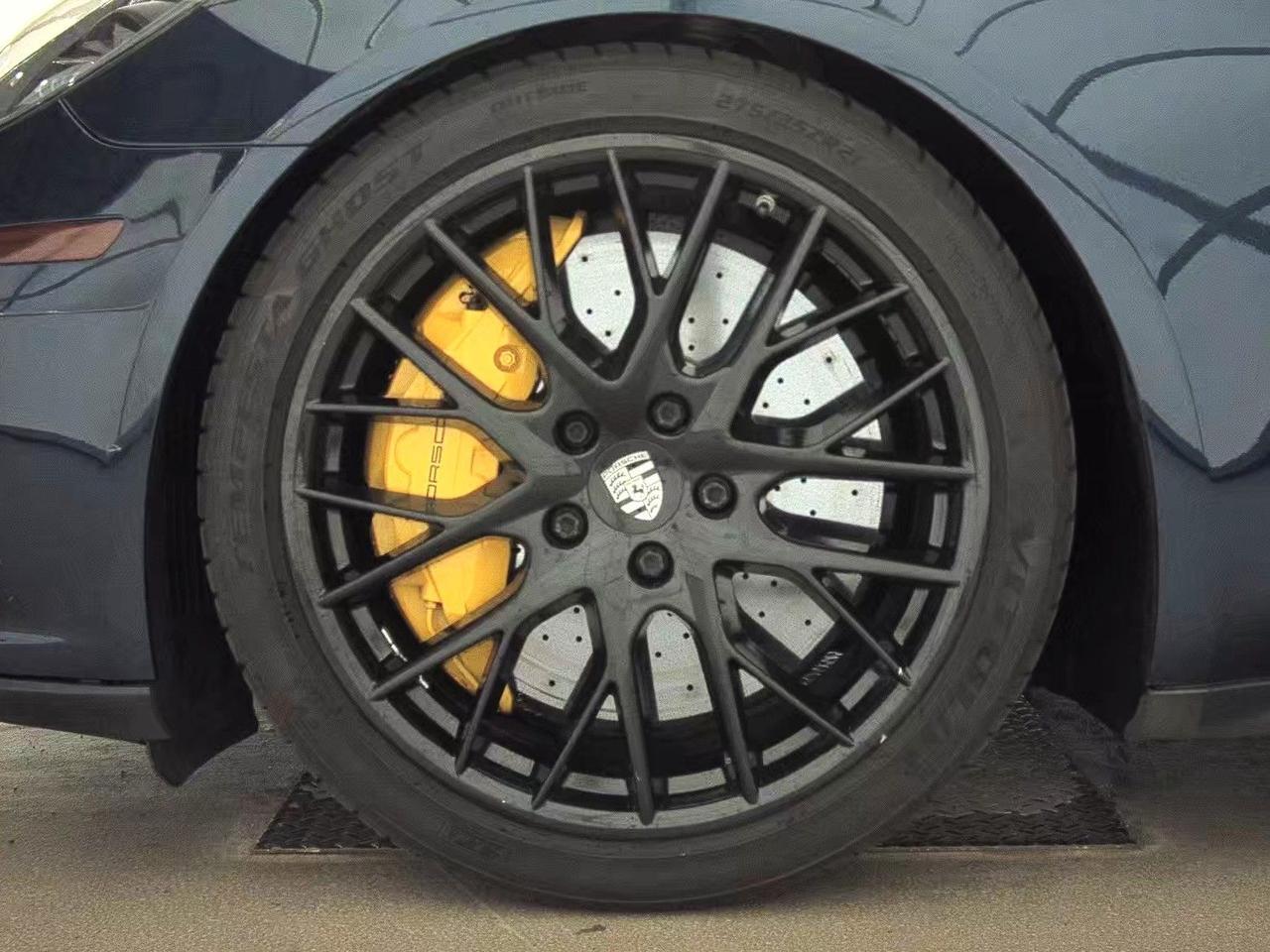 2017 Porsche Panamera Turbo Executive Carbon Ceramic Brakes Ventilated Massage Seats Portland OR