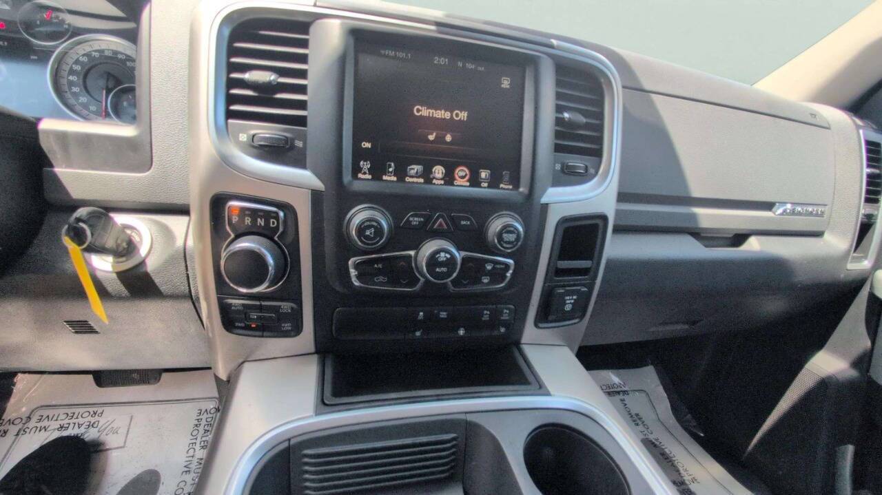 2017 RAM 1500 Big Horn 4x4 4dr Crew Cab 5.5 ft. SB Pickup Lake Orion MI