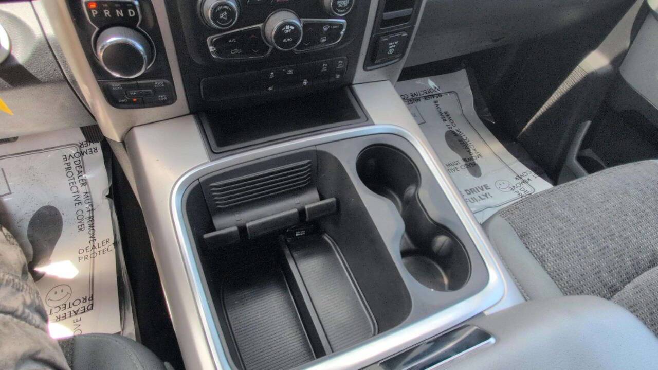 2017 RAM 1500 Big Horn 4x4 4dr Crew Cab 5.5 ft. SB Pickup Lake Orion MI