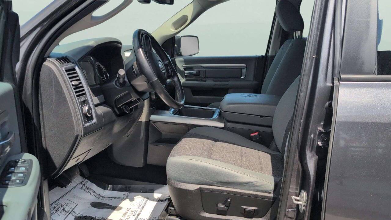 2017 RAM 1500 Big Horn 4x4 4dr Crew Cab 5.5 ft. SB Pickup Lake Orion MI