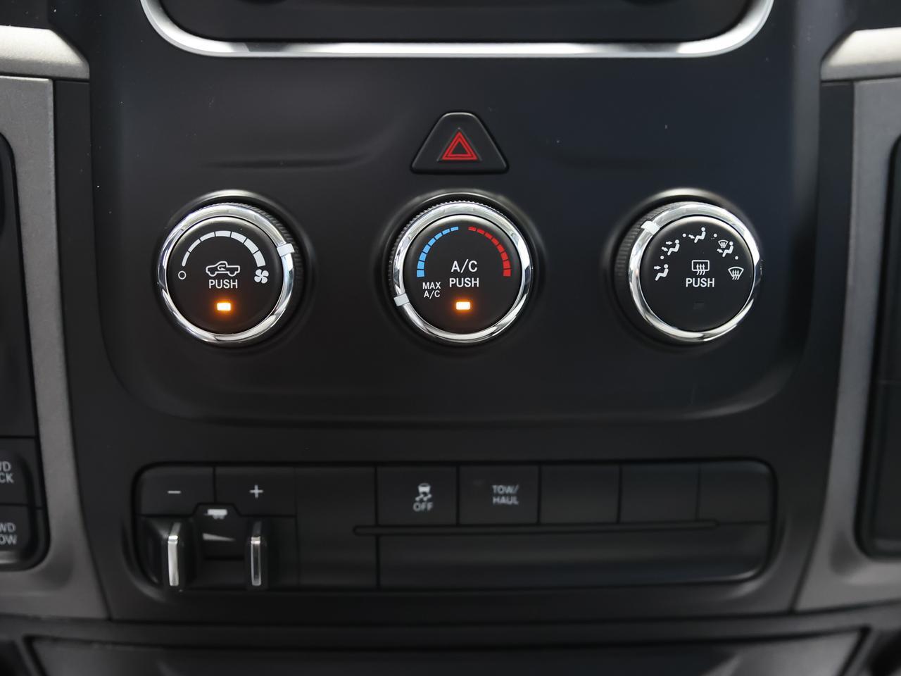 2017 Ram 1500 Express photo 12