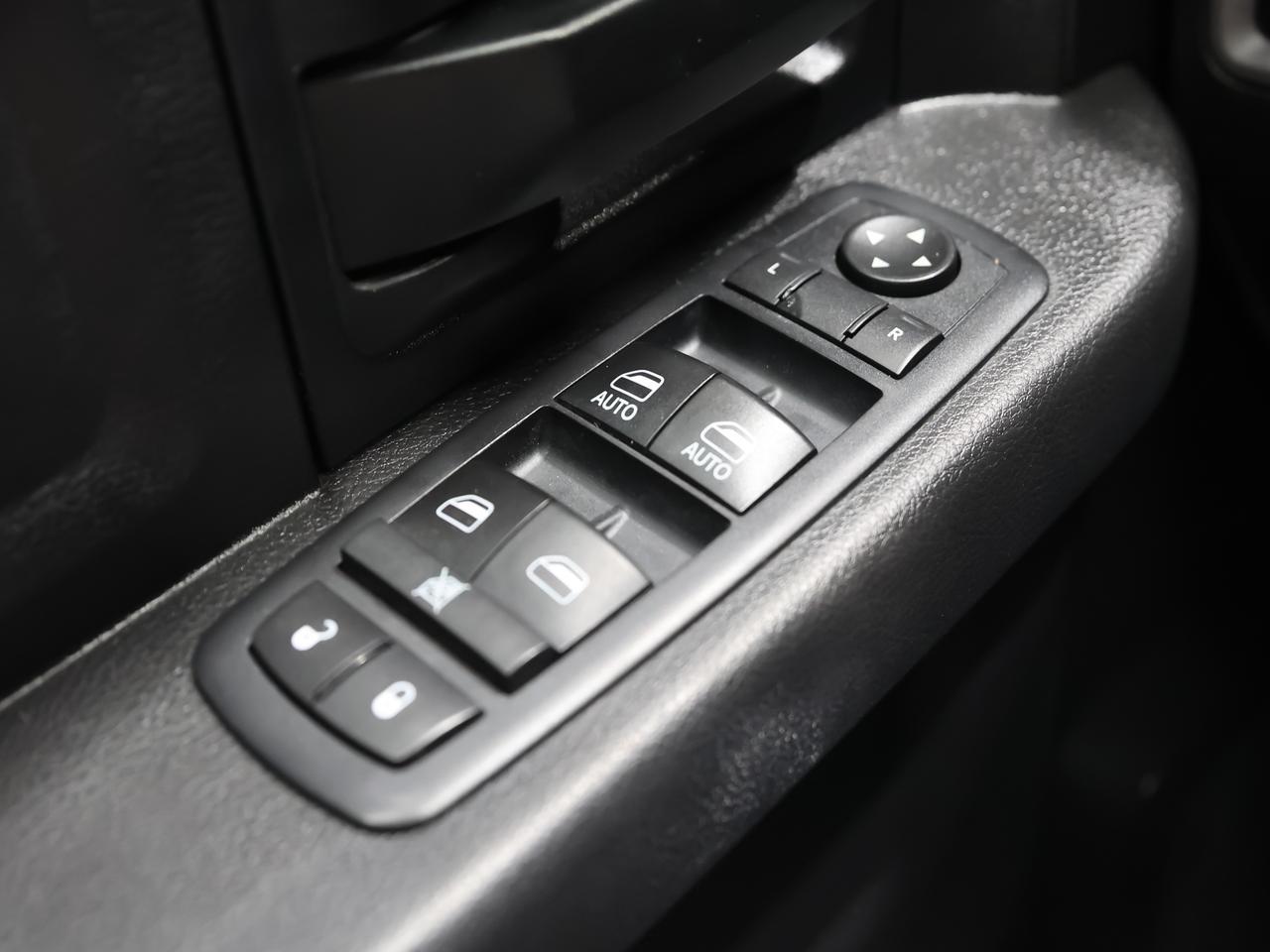 2017 Ram 1500 Express photo 21