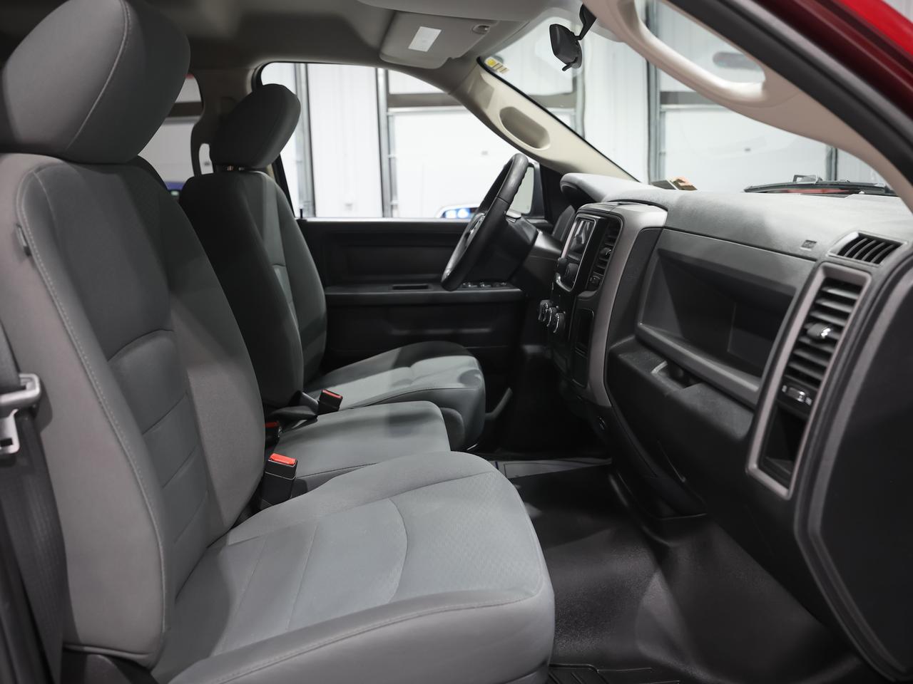 2017 Ram 1500 Express photo 25