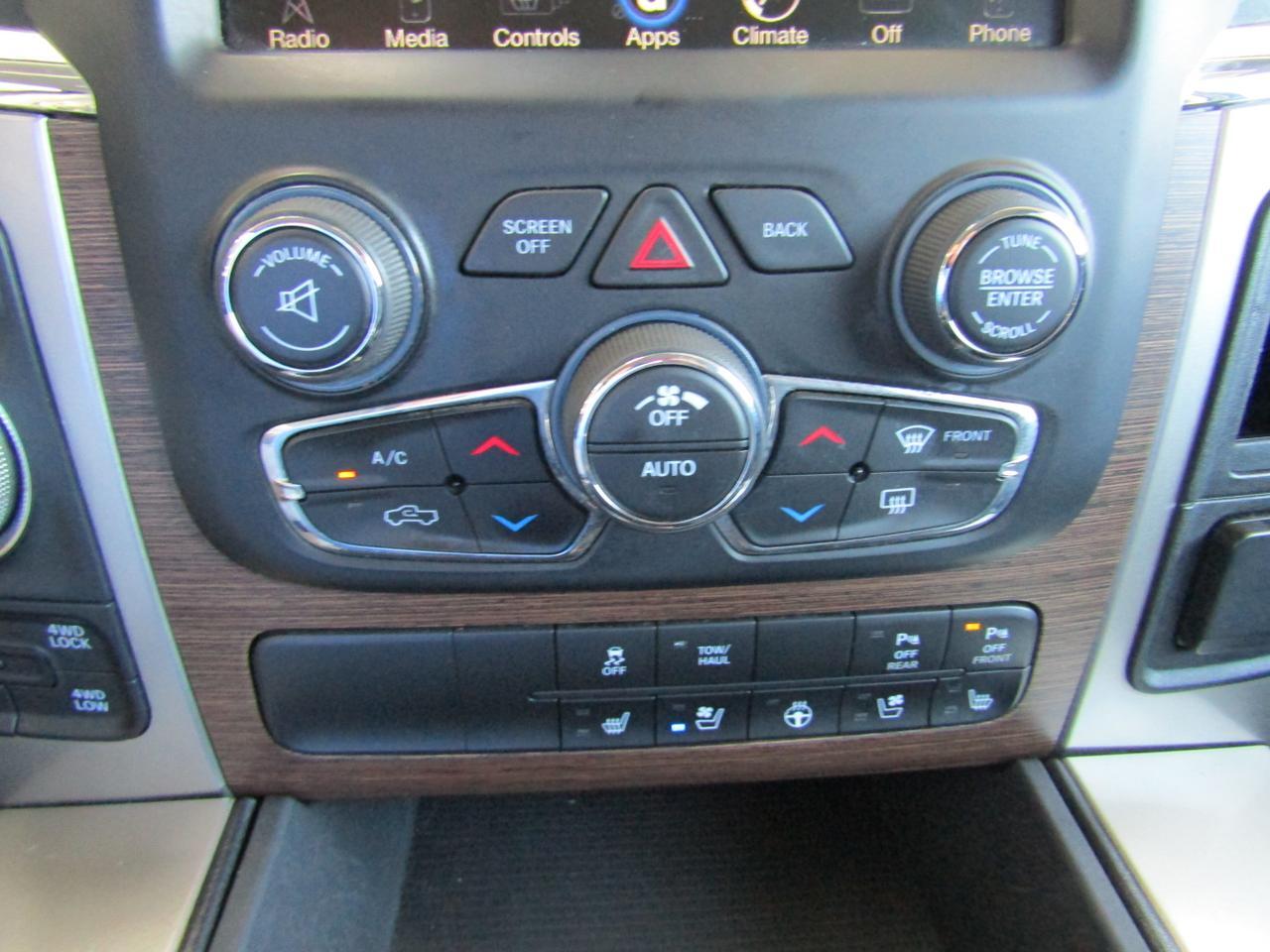 2017 RAM 1500 Laramie 4x4 Crew Cab 57 Box Grand Prairie TX