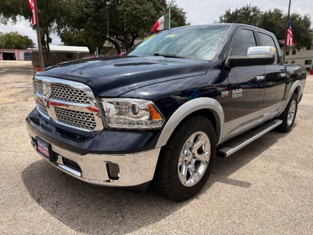 2017 RAM 1500 Laramie Crew Cab SWB 2WD