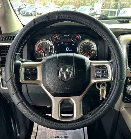 2017 RAM 1500 Laramie Crew Cab SWB Houston TX