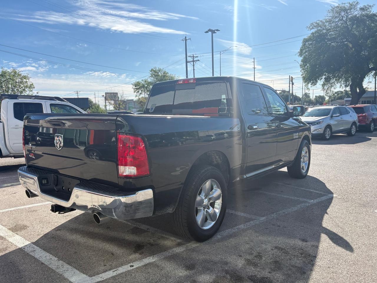 2017 RAM 1500 SLT Crew Cab SWB 2WD Austin TX