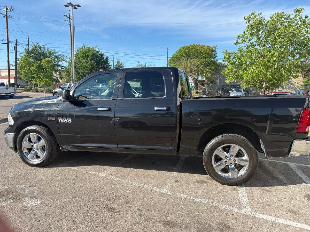 2017 RAM 1500 SLT Crew Cab SWB 2WD Austin TX