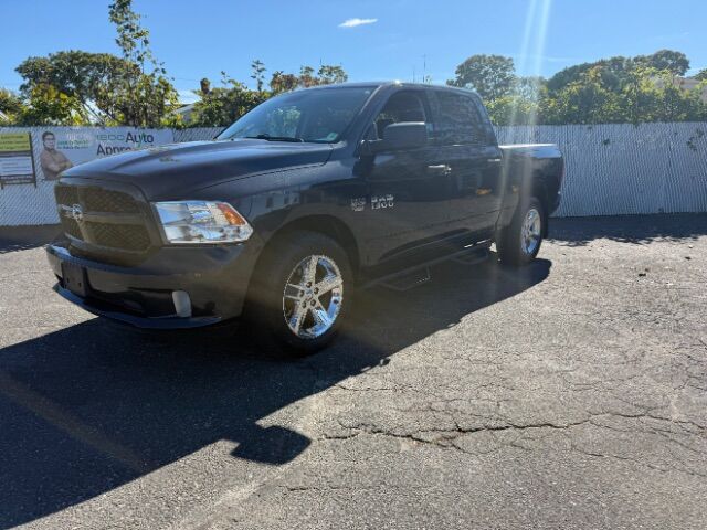 2017 RAM 1500 Tradesman Crew Cab SWB 4WD East Islip NY
