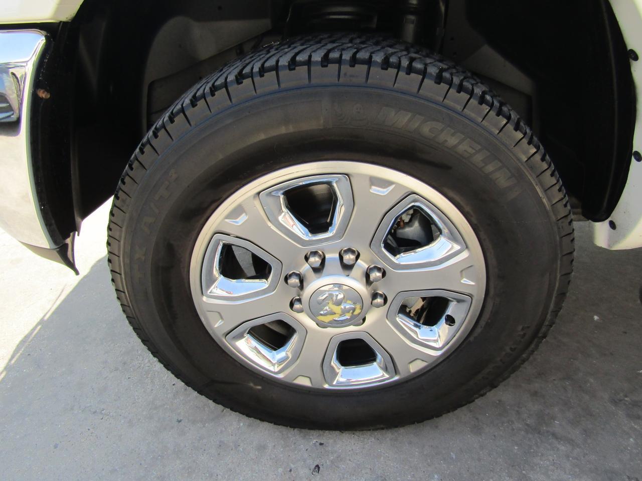 2017 RAM 2500 Laramie 4x4 Crew Cab 64 Box Grand Prairie TX