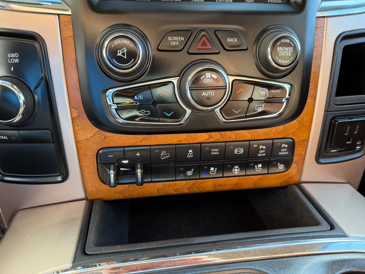 2017 RAM 2500 Longhorn 4x4 Mega Cab 6'4" Box Jacksonville FL