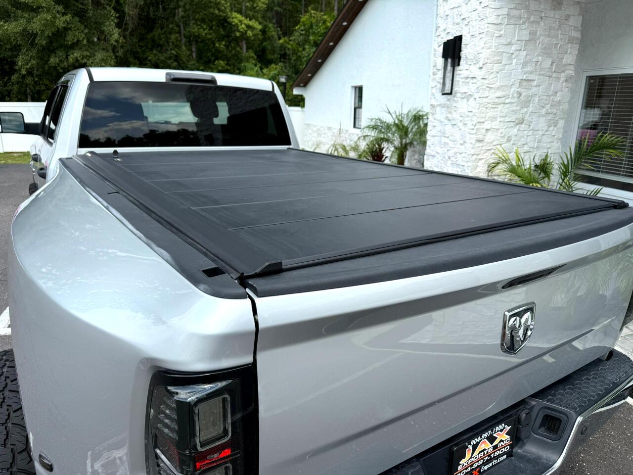 2017 RAM 3500 Tradesman 4x4 Crew Cab 8&apos; Box Jacksonville FL