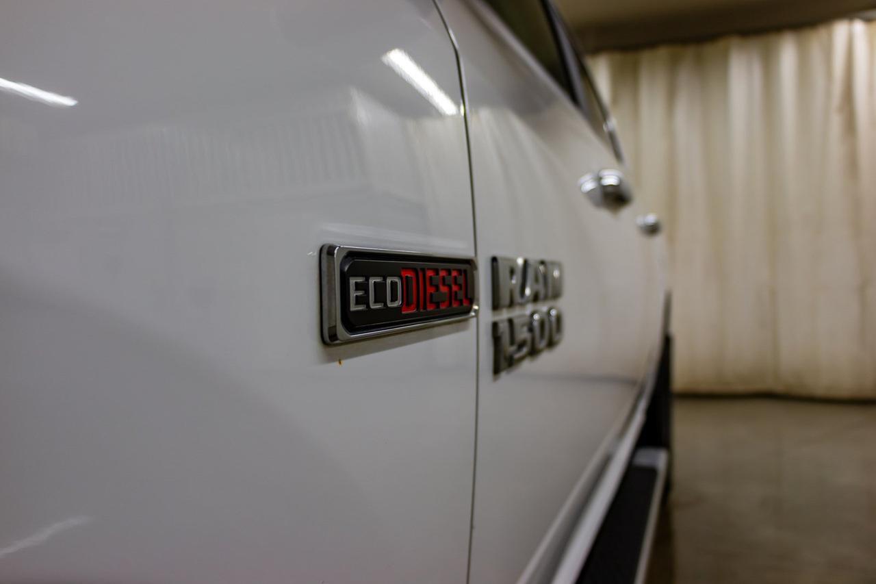 2017 Ram 1500 4x4 Crew Cab Big Horn EcoDiesel BCam Red Deer AB