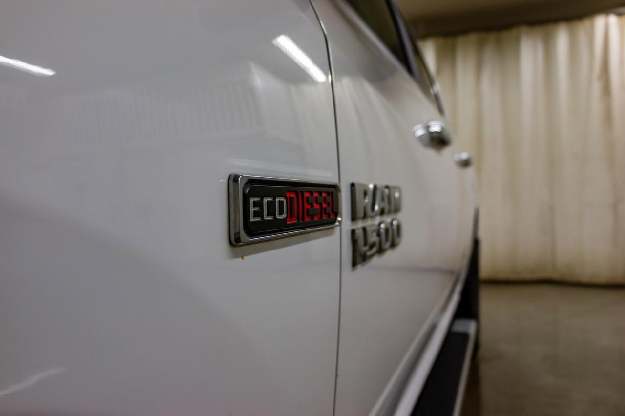 2017 Ram 1500 4x4 Crew Cab Big Horn EcoDiesel BCam Red Deer AB
