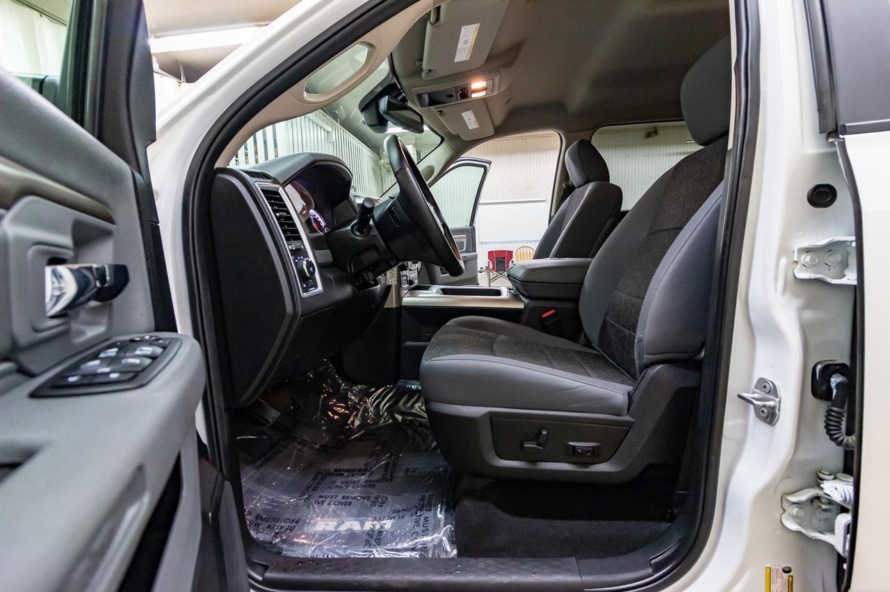 2017 Ram 1500 4x4 Crew Cab Big Horn EcoDiesel BCam Red Deer AB