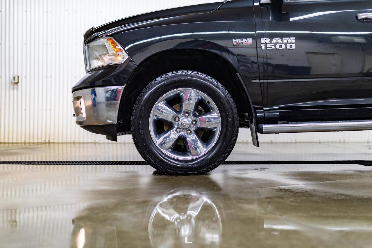 2017 Ram 1500 4x4 Crew Cab Big Horn PSeat BCam Red Deer AB