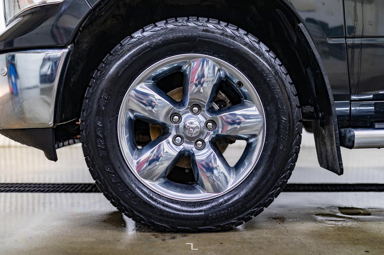 2017 Ram 1500 4x4 Crew Cab Big Horn PSeat BCam Red Deer AB