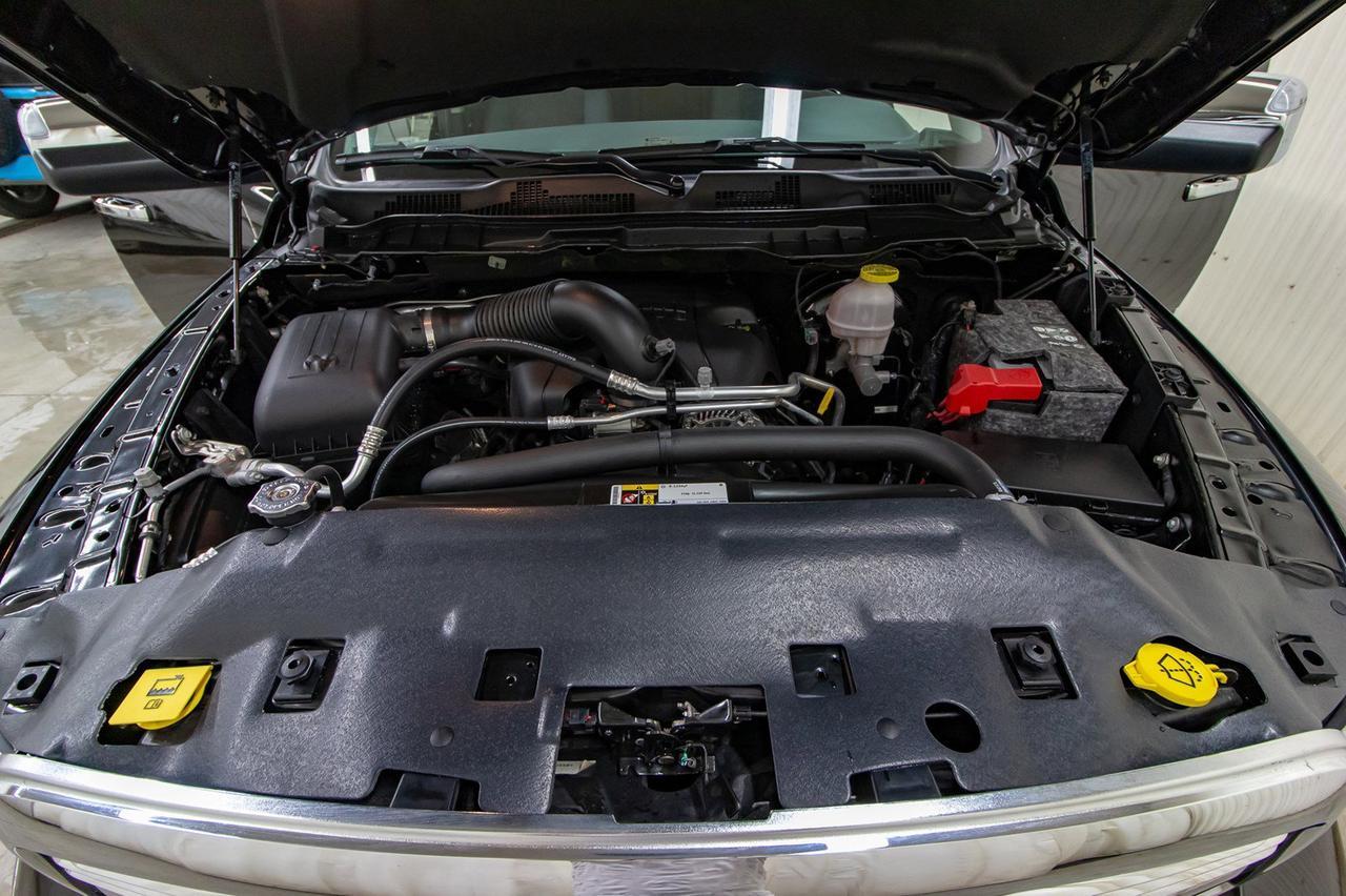 2017 Ram 1500 4x4 Crew Cab Big Horn Red Deer AB