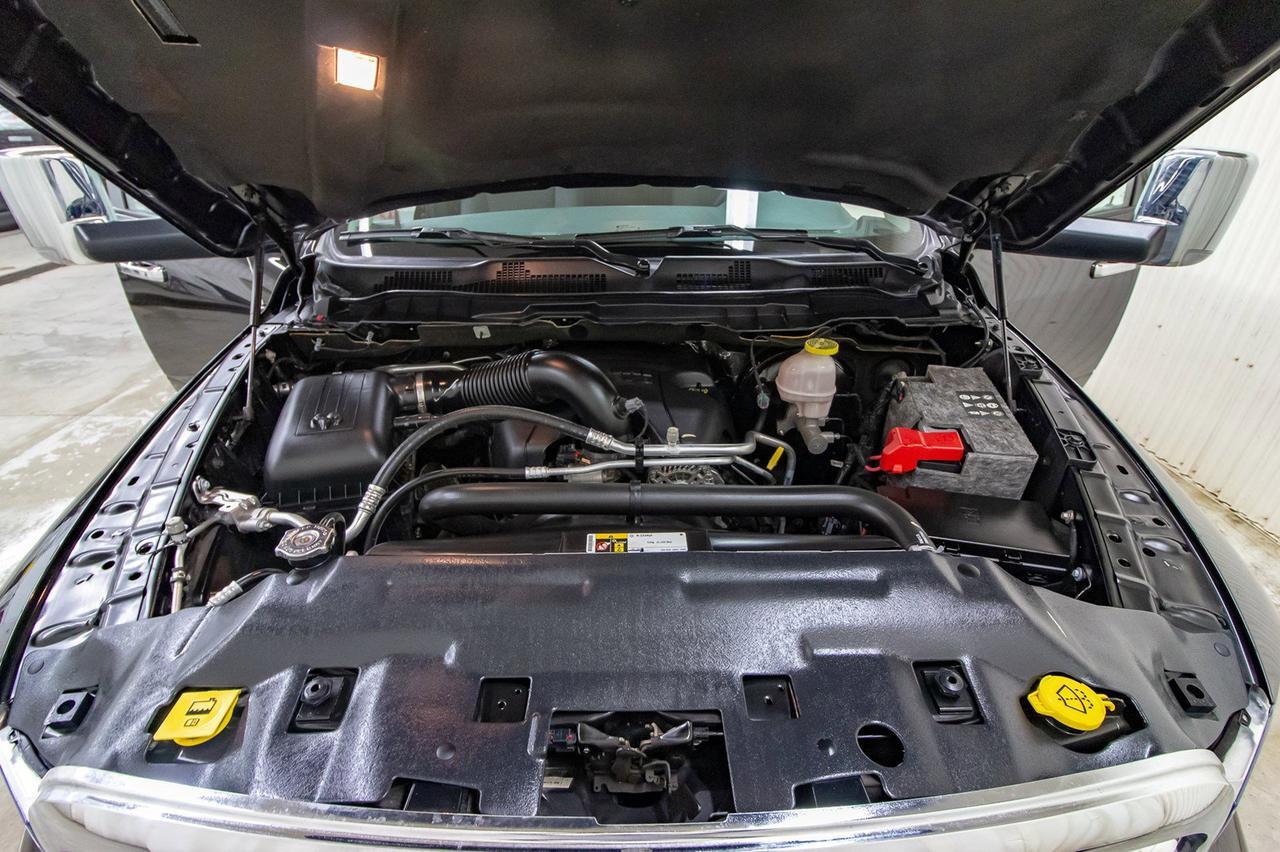 2017 Ram 1500 4x4 Crew Cab Big Horn Red Deer AB