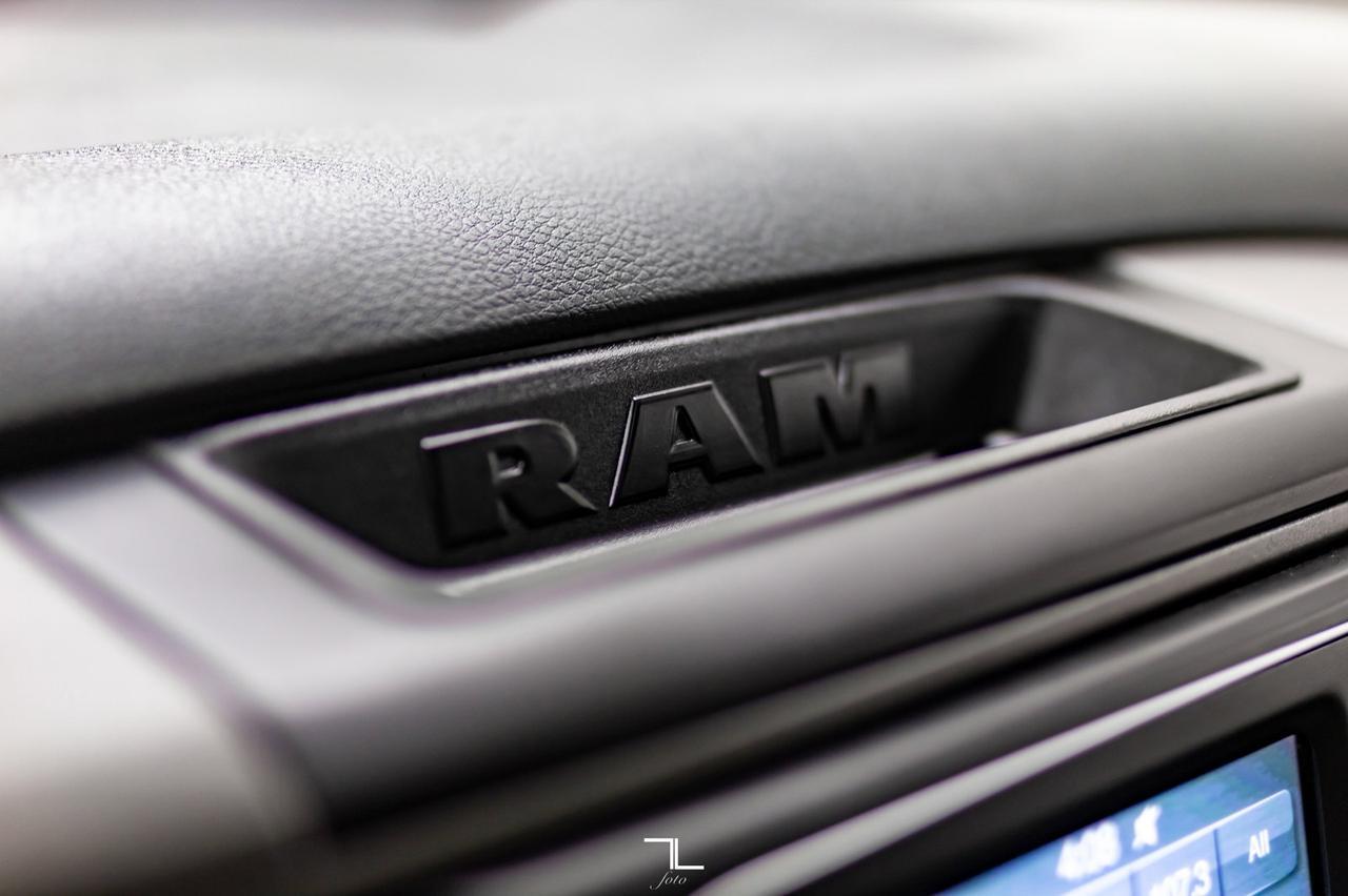 2017 Ram 1500 4x4 Crew Cab Black Express Red Deer AB