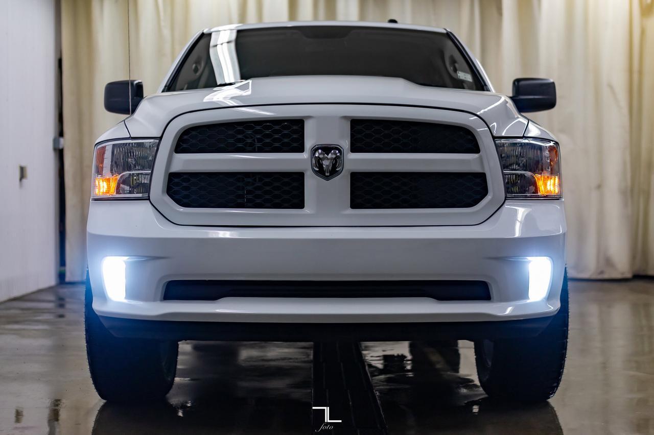 2017 Ram 1500 4x4 Crew Cab Black Express Red Deer AB