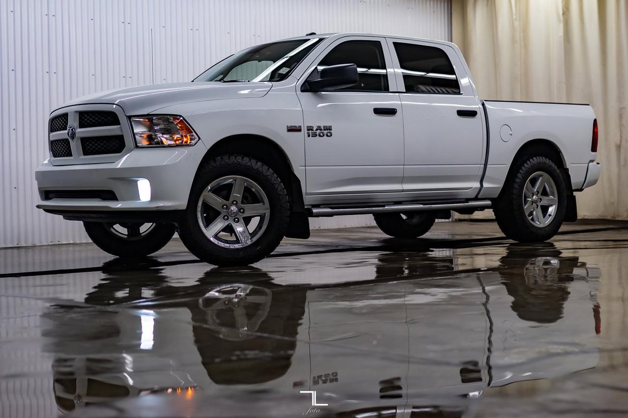 2017 Ram 1500 4x4 Crew Cab Black Express Red Deer AB