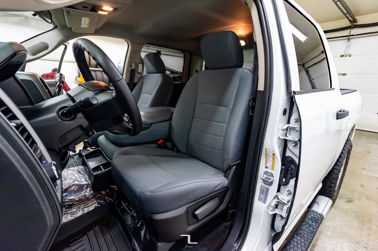 2017 Ram 1500 4x4 Crew Cab Black Express Red Deer AB