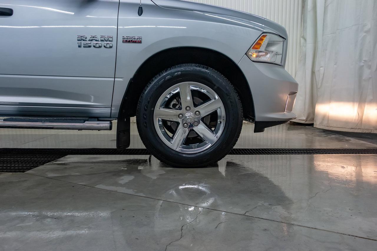 2017 Ram 1500 4x4 Crew Cab Express BCam Red Deer AB