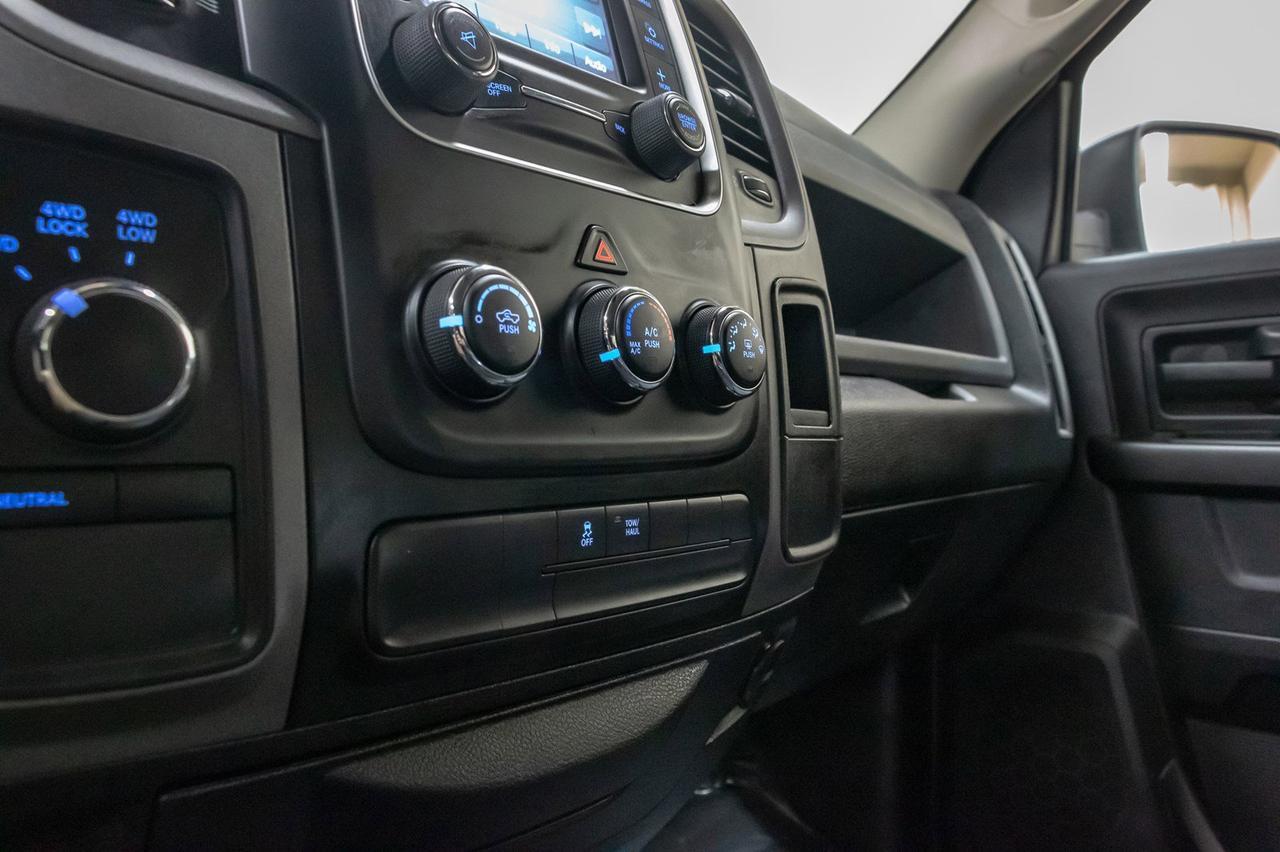 2017 Ram 1500 4x4 Crew Cab Express BCam Red Deer AB