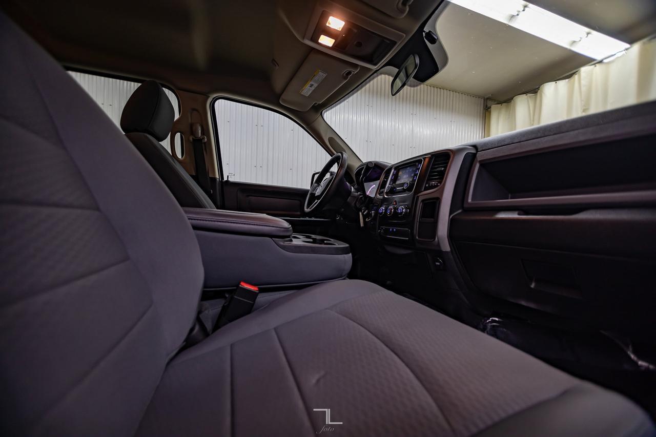 2017 Ram 1500 4x4 Crew Cab Express Red Deer AB