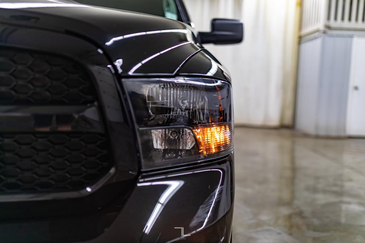 2017 Ram 1500 4x4 Crew Cab Express Red Deer AB