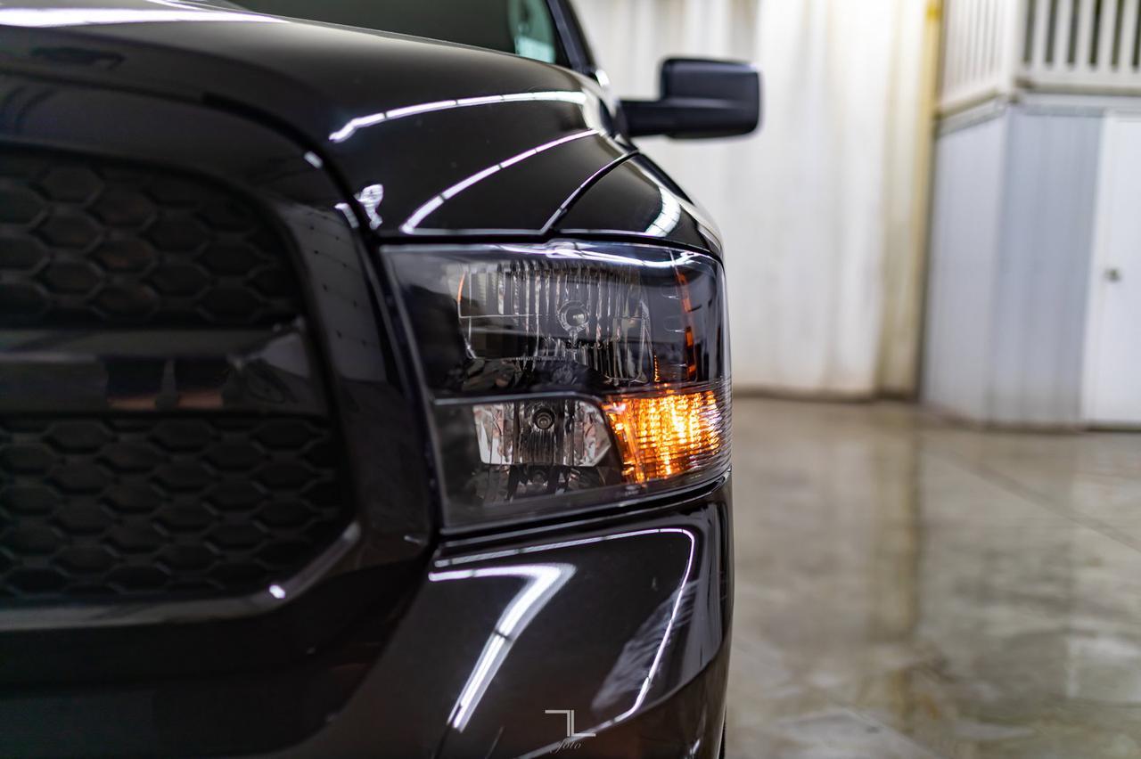 2017 Ram 1500 4x4 Crew Cab Express Red Deer AB