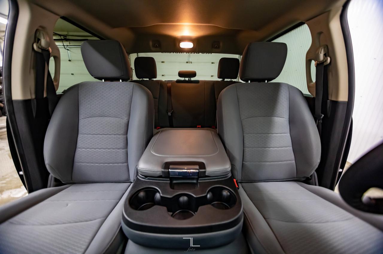 2017 Ram 1500 4x4 Crew Cab Express Red Deer AB